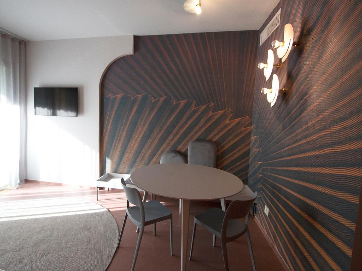 Demo Hotel Design Emotion Rimini Exteriér fotografie