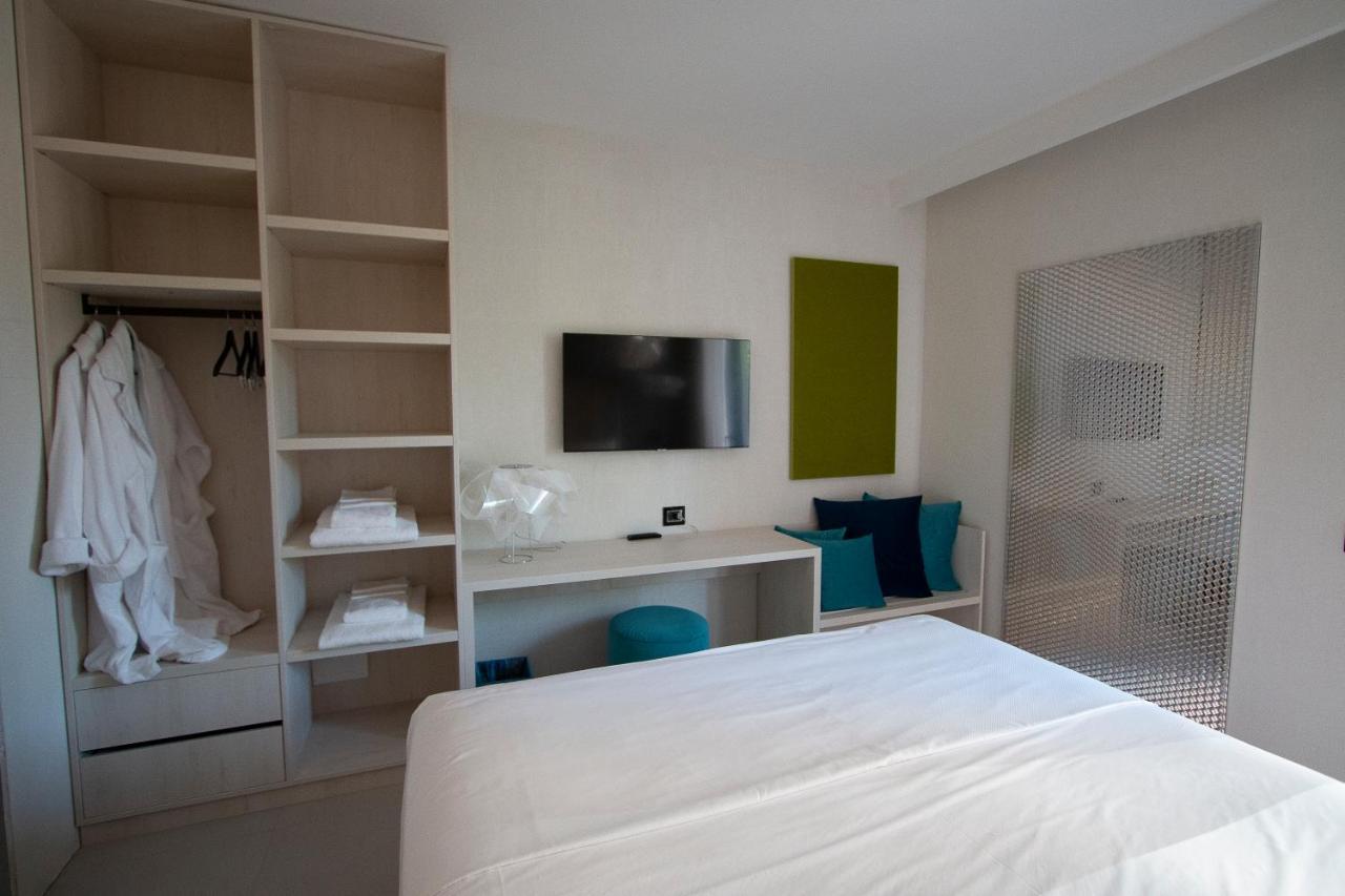 Demo Hotel Design Emotion Rimini Exteriér fotografie