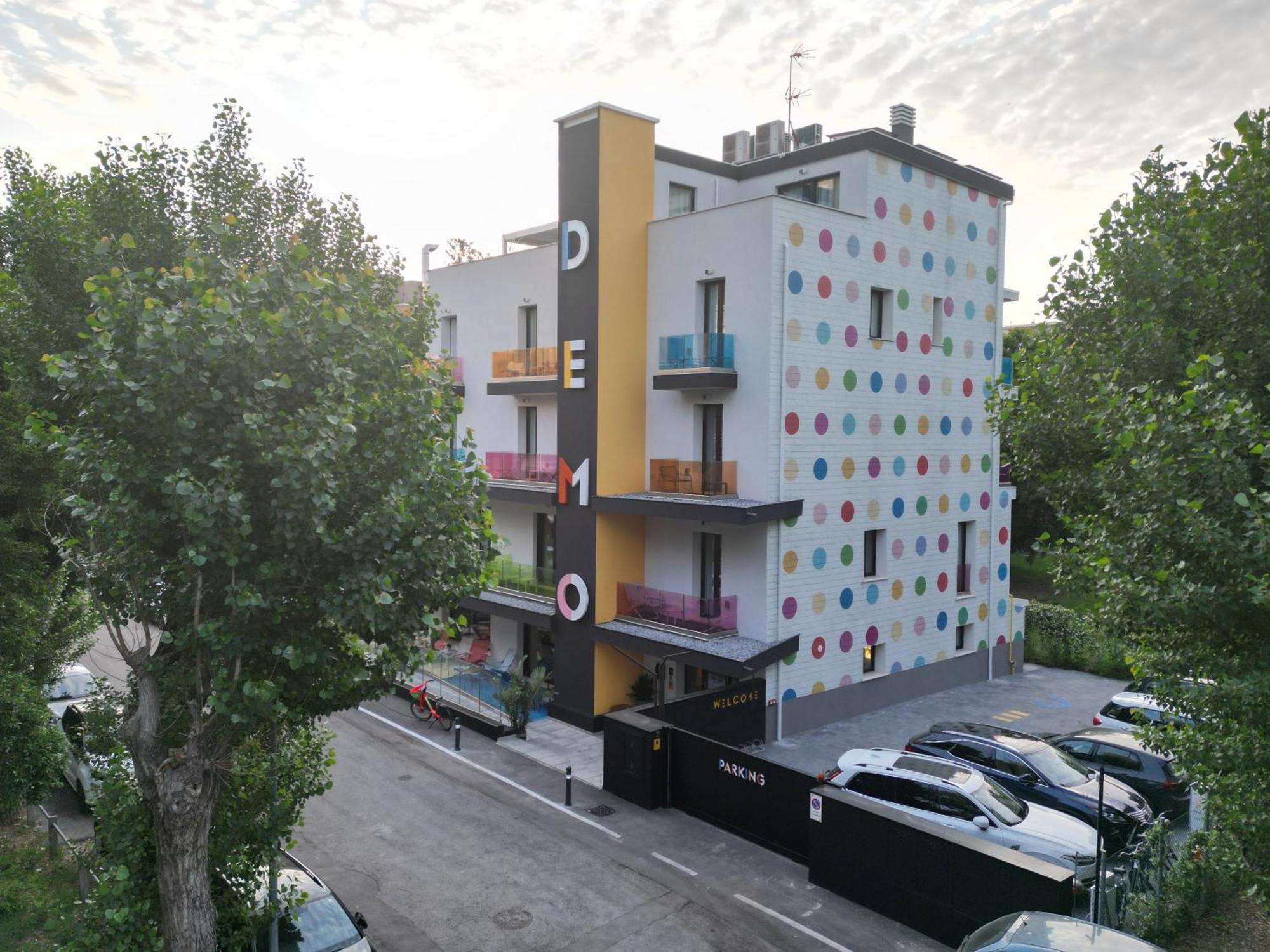 Demo Hotel Design Emotion Rimini Exteriér fotografie